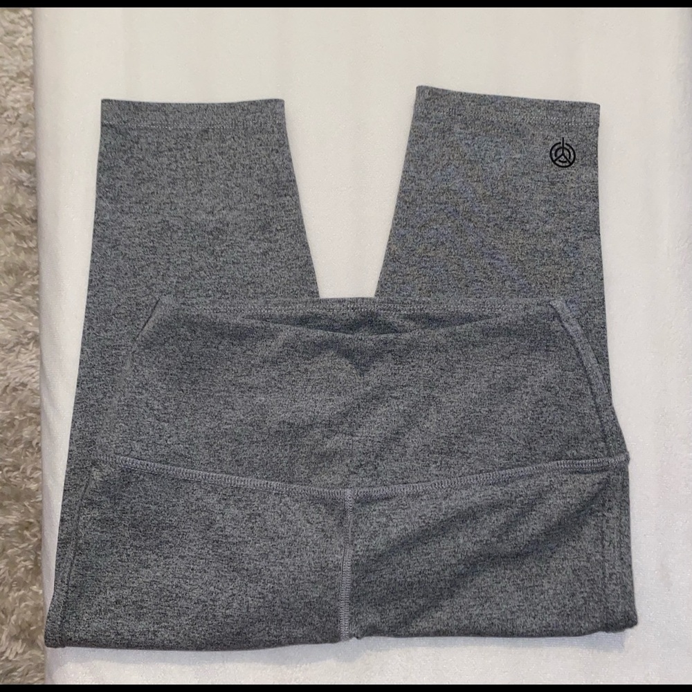 Year Of Ours Capri Leggings